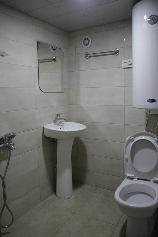Guest House Chuta In Lagami Местия Екстериор снимка