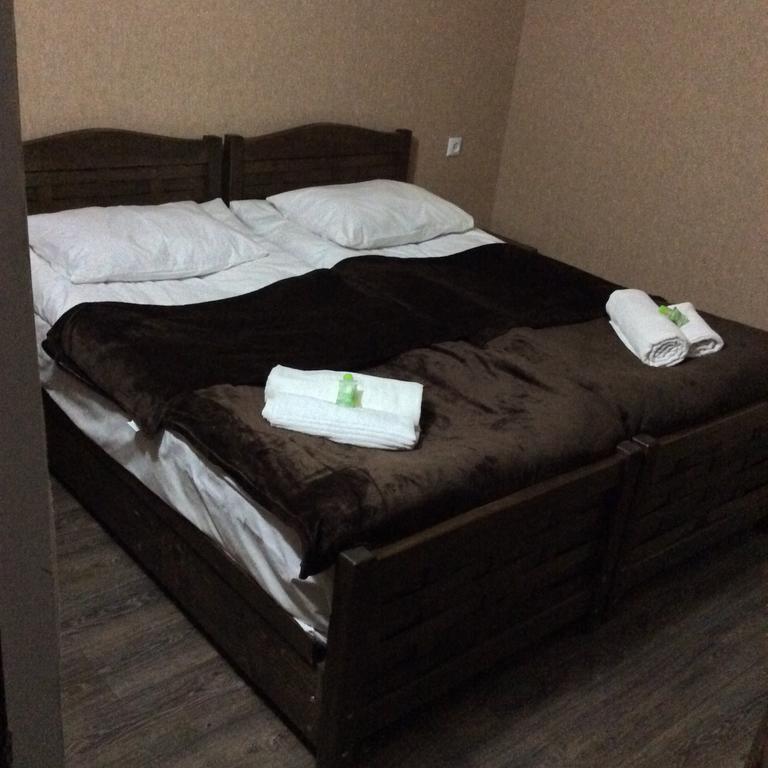 Guest House Chuta In Lagami Местия Екстериор снимка