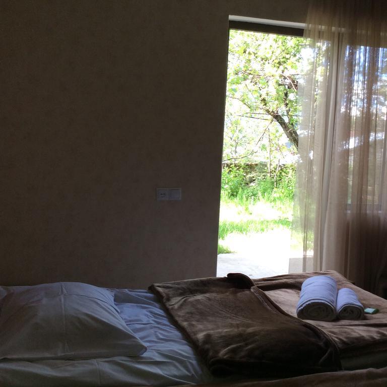Guest House Chuta In Lagami Местия Екстериор снимка