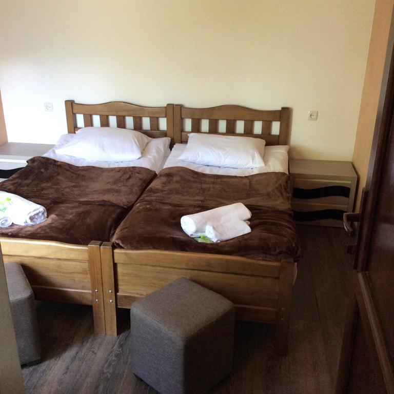 Guest House Chuta In Lagami Местия Екстериор снимка