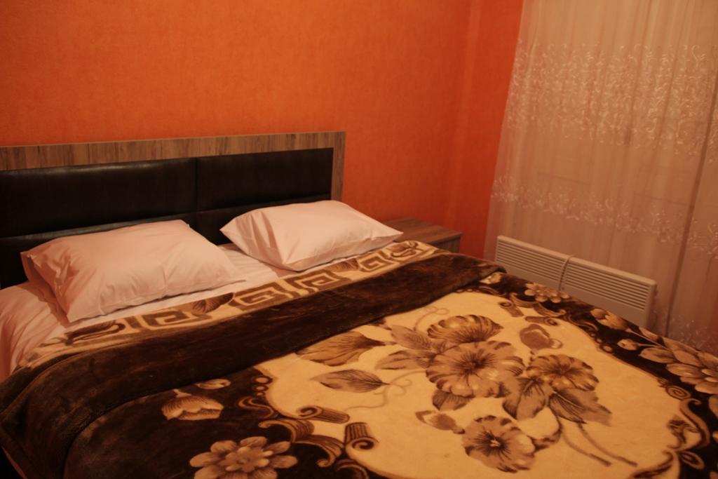 Guest House Chuta In Lagami Местия Екстериор снимка